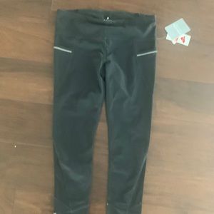 Athleta black Telay tight size L brand new with tags